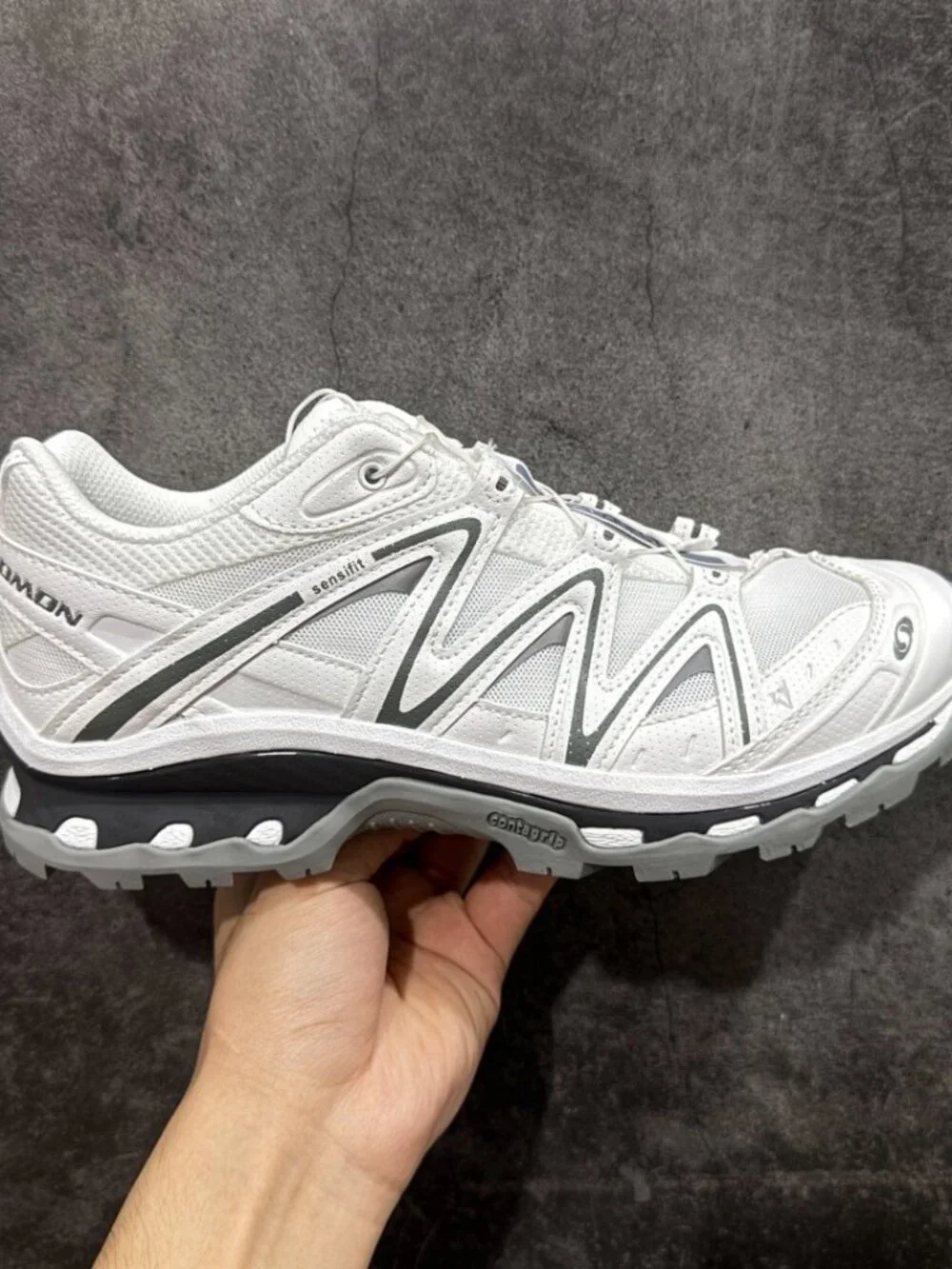 SALOMON XT-Quest Outdoor Performance Shoes, Unisex, White